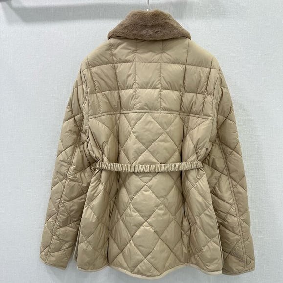 Moncler2024 new white goose down jacket - Picture 2 of 5